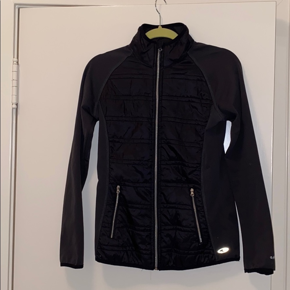 Under armor fitted black workout jacket